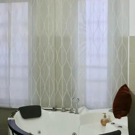Lux Apartment * Милан