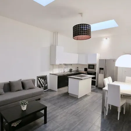 아파트 Lux Apartment 밀라노